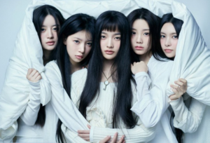 ILLITメンバー集合写真