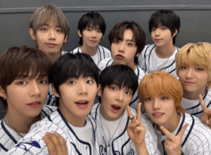 アオプメンバー集合写真
