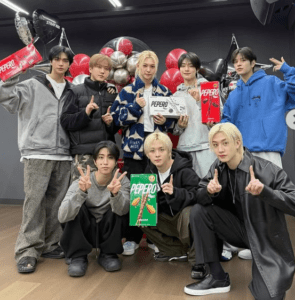 ストレイキッズのメンバー集合写真